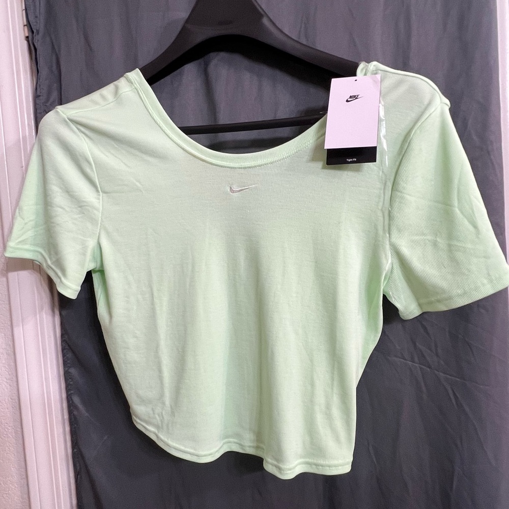 NWT Nike Mint Green Women's Crop cotton Top size L